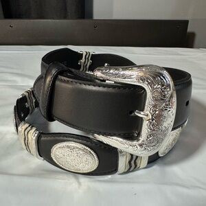 Tony Lama Men’s Cutting Champ black leather belt